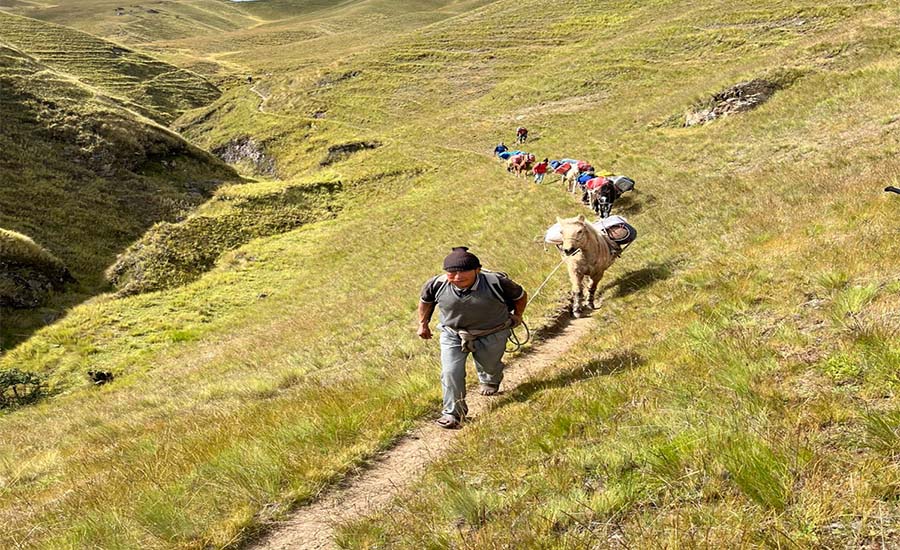ANCASCOCHA TREK WITH SHORT INCA TRAIL
